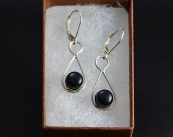 Sterling Silver Earings with black ebony.