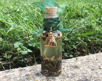 Money/Prosperity Blend Ritual Oil. Representing Money Gain, Increase, and Prosperity. Finances. 4 Dram