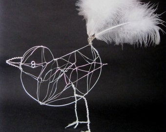 Wire bird *Tango* with white tail feathers, 3D starling sculpture, home decor, bird ornament, original sculpture, one of a kind wedding gift