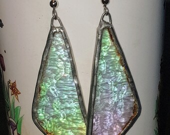 Vintage, Luster Tiffany-inspired hanging earrings, opalescent glass triangles, vintage jewelry, vintage accessories