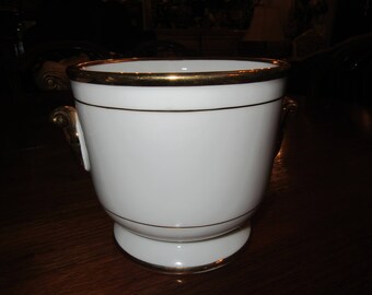 VINTAGE PORCELAIN PLANTER