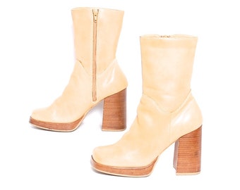 size 7.5 PLATFORM tan vegan leather 80s 90s CHELSEA zip up high heel ankle boots