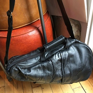 Black Shoulder Side Bag for Wine Festival Time!