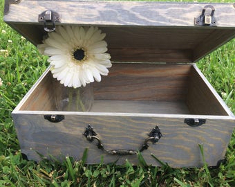 Rustic Farmhouse Keepsake box, jewelry box, memory box, crystal box, time capsule box, baby shower gift/ wedding decor, rustic decor