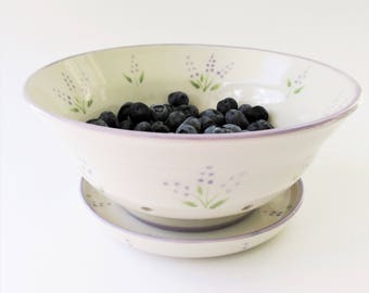 Berry Bowl with tray, Pottery Berry Bowl, Lavender Floral Berry Bowl, Ceramic Berry Bowl, Stoneware Berry Bowl, Fruit Bowl, Ceramic Colander