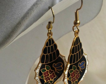 VINTAGE ORIENTAL EARRINGS