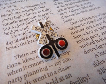 Vintage Small Pendant RailRoad Rail Road Crossing Pendant Operation Life Saver