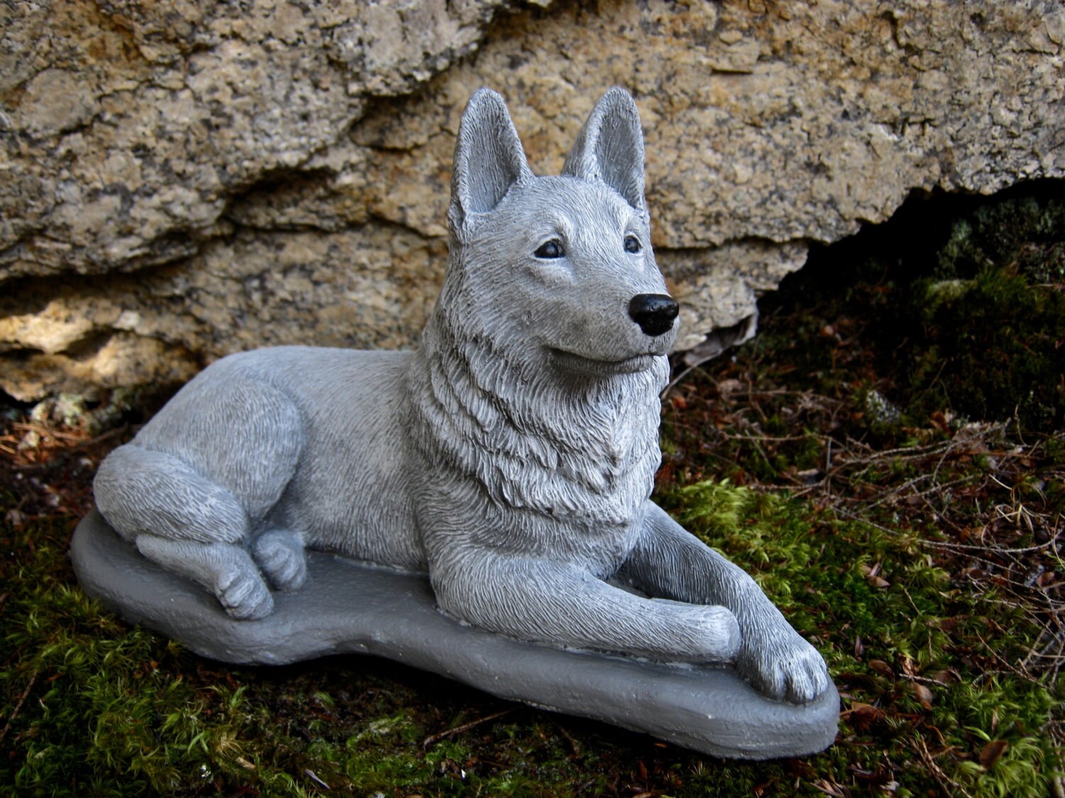 german shepherd puppy statue