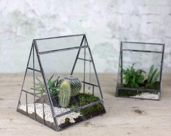 Large Glass Terrarium Triangular Scandinavian Pyramid Planter Indoor Glass Greenhouse Zinc Vintage Style - LOPM15563