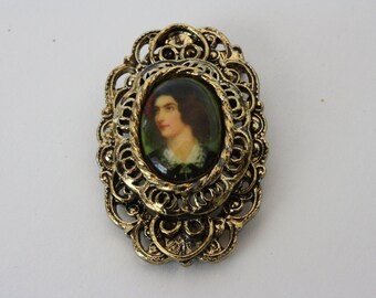 Vintage Gerrys Gold Tone Filagree Cameo Brooch