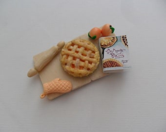 Peach Pie Board (Peach tart Magnet on tray)