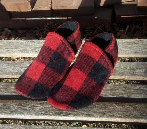 Buffalo Plaid: Men's Slippers 7/8 Buffalo Plaid: Men's Slippers 7/8