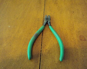 Pliers by Dumallon USA
