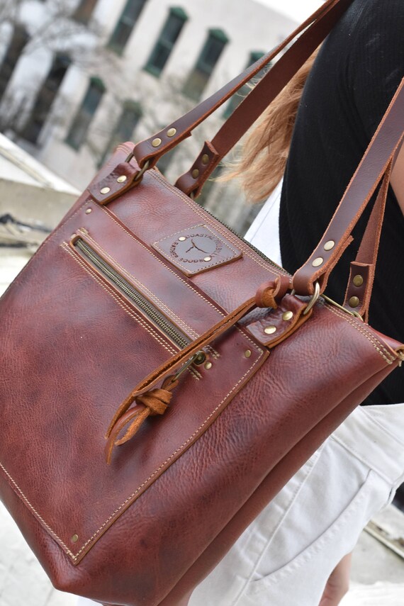 Over-the-Shoulder Chestnut Leather Bag with pocket