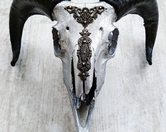Ram skull vintage style