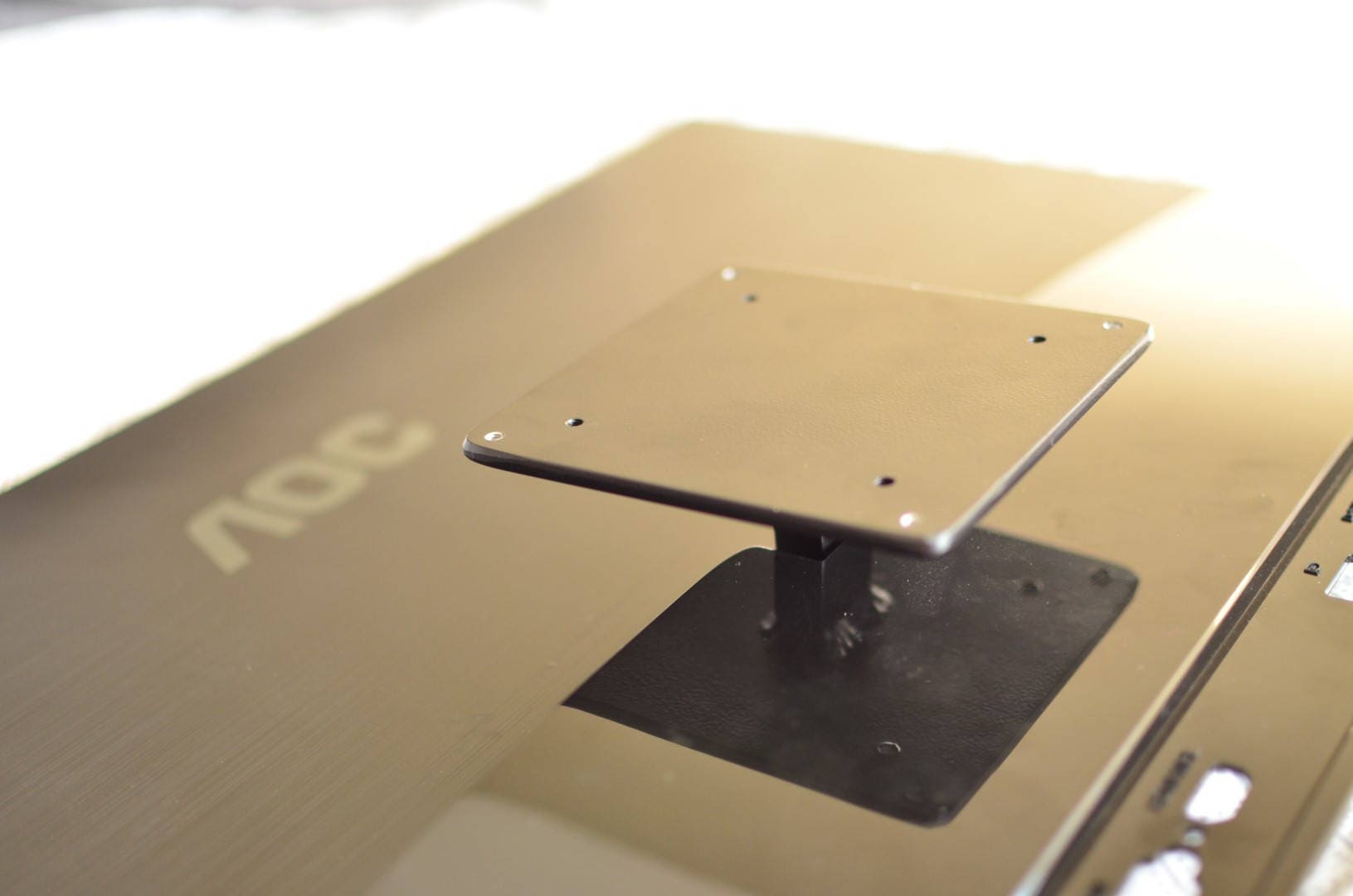 VESA 100/75mm mount adapter for AOC U2879VF 4k monitor