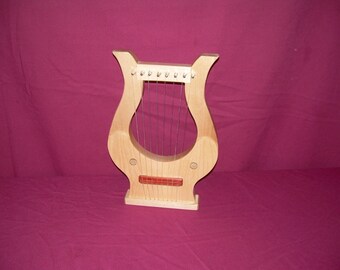 Small Greek Lyre in Maple