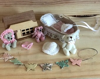Baby set nr 2 in 1:12 scale