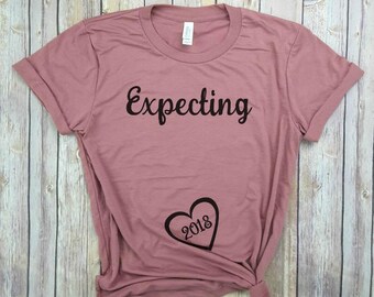 expecting 2018, preggers shirt, pregnancy announcement shirt, worth the wait, coming soon reveal, birth announcement, maternity tee