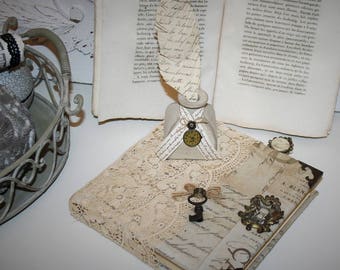 Book and its shabby chic Inkwell