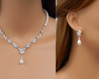 Pearl Bridal Necklace, Bridal Jewelry SET, Bridal Earrings, Crystal Wedding Necklace, Swarovski Crystal Necklace, Madelyn Bridal Jewelry