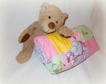 Cover in patchwork for baby girl