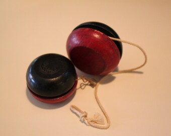 Vintage Genuine Duncan Beginner Yo Yo's