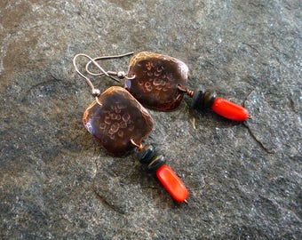 Boho earrings, Copper earrings, , Black and red earrings, Hammered copper earrings, Long copper earrings, Shell beads earrings