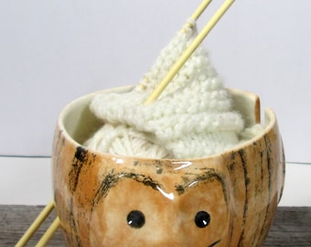 Cat Yarn bowl Pottery ceramic Knitting bowl Knitter gift Cat collector Ready to ship