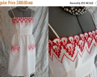 ON SALE 60s 70s Dress // Vintage 60s 70s White Sun Dress with Red Accents by Vicky Vaughn Junior Size M