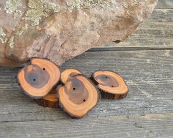 5 wooden buttons- Juniper, handmade buttons (4008)