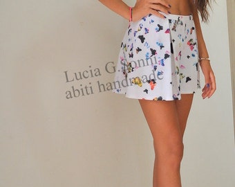 Shorts + top, shorts and crop top