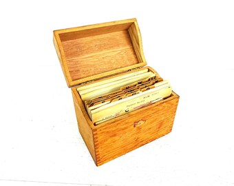 Vintage Wooden Weis Company Recipe Box With Recipe Cards