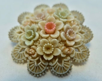 Vintage 1930-40s Japan celluloid flower brooch