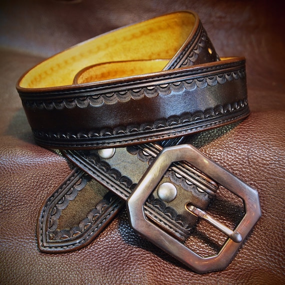 Brown leather belt Tooled Western border Distressed buckle