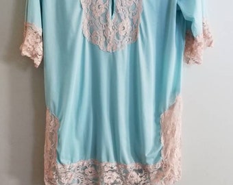 Vintage 60s pajama set.