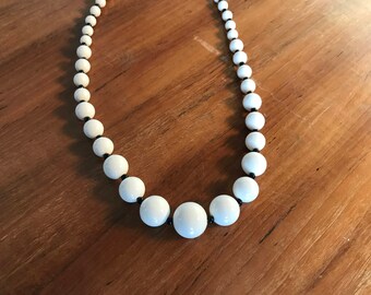Vintage Retro White and Black Beaded Lucite Necklace