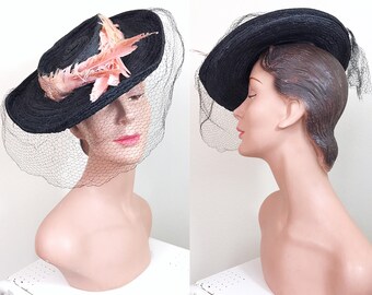 Vintage 1930s Hat / Tilt hat / Pink Feathers / Black straw / Netting