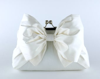 Silk Bow Clutch in Ivory or White, Wedding clutch, Wedding bag, Bridal clutch, Wedding purse, Bridesmaid clutch