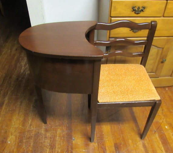 Telephone table gossip bench