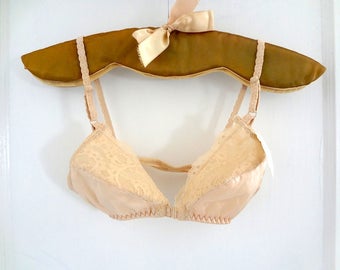 Vintage 1970s Padded Lace Bra - NOS Maidenform Lingerie size 32 B