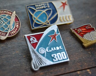 4 Space pins, Cosmos brooch, Vintage collectible cosmos pins, Cosmonaut, Rocket, Soviet Union Space pins, Cosmos pins, Made in USSR, 1970s