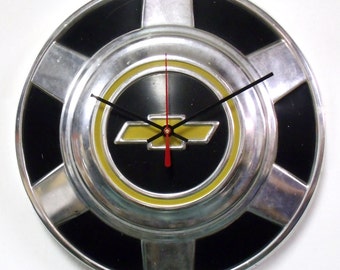 Chevy Truck Hubcap Clock - 1976 - 1987 Chevrolet Pickup Hub Cap - Man's Gift - 1977 1978 1979 1980 1981 1982 1983 1984 1985 1986