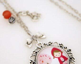 VINTAGE SMALL RED - SA003 RIDING HOOD NECKLACE