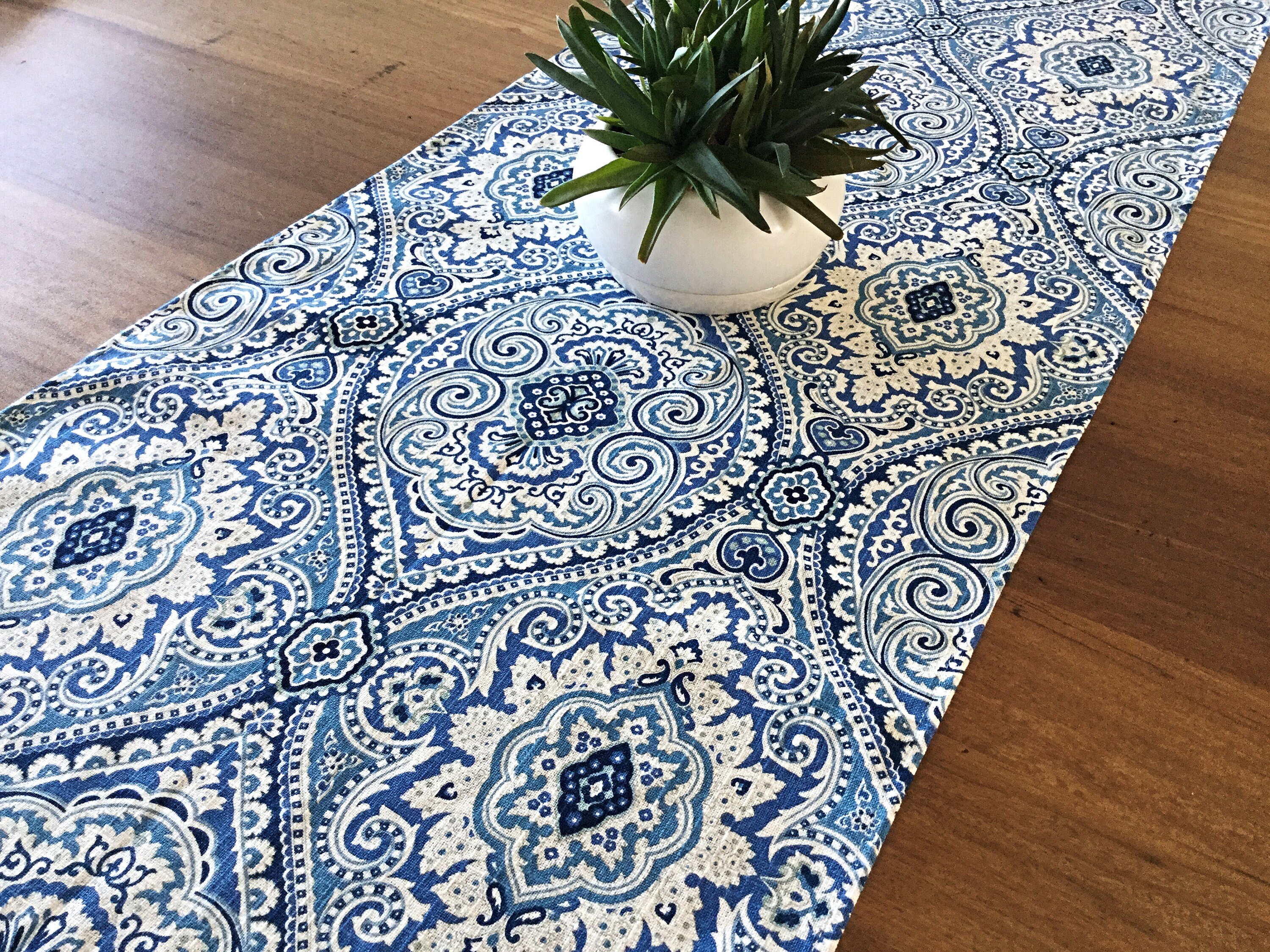 Hampton's Style Linen Table Runner. Coastal Beach House