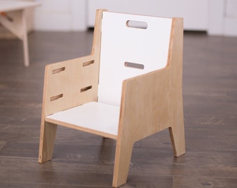 Adjustable Montessori Weaning Chair