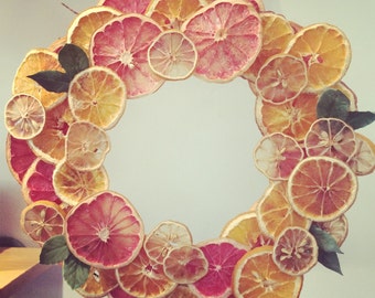 Dry Fruit Citrus Wreath with Orange, Grapefruit and Lemon Slices