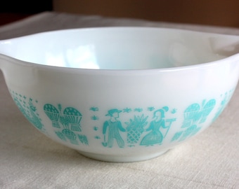 Vintage Pyrex Amish Butterprint Turquoise Blue Cinderella bowl 443 2.5Qt