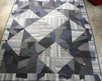 Gray patchwork quilt design