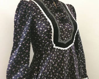 Gunne Sax by Jessica 1970's black floral print prairie dress